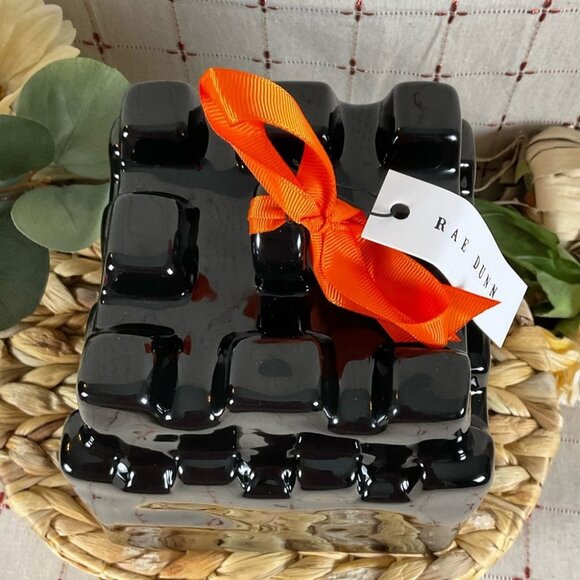 Rae Dunn Artisan Collection Dracula Castle Birdhouse Black & Gold New in Box - Picture 6 of 9